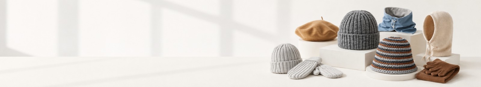 Knitted accessories manufacturing